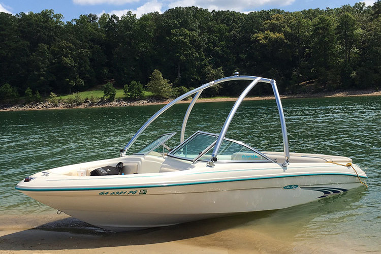 mte wakeboard tower on boat